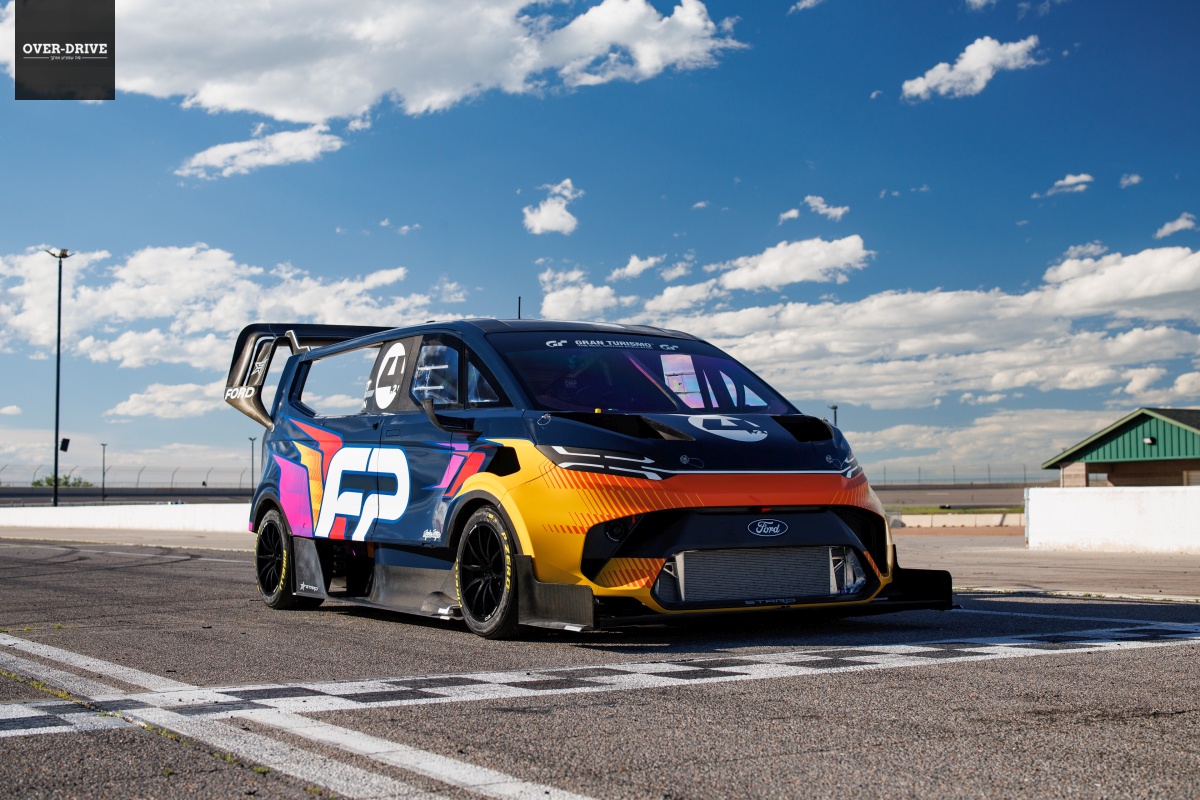 פורד סופר ואן