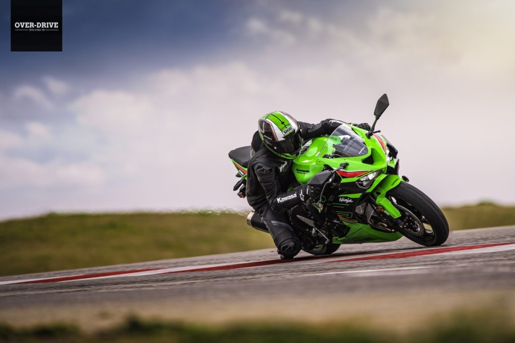 קאוואסאקי ZX-6R