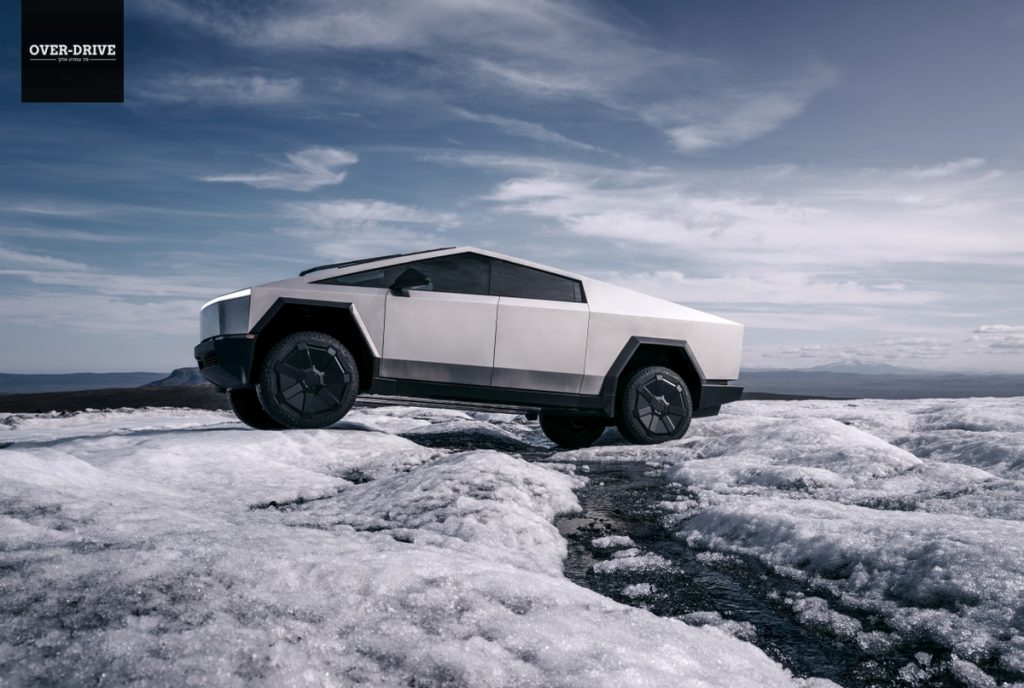 טסלה סייברטראק