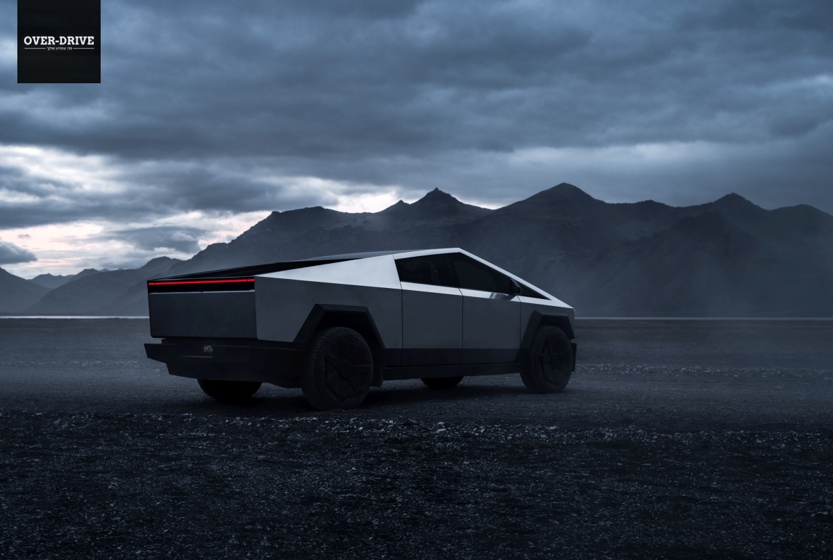 טסלה סייברטראק