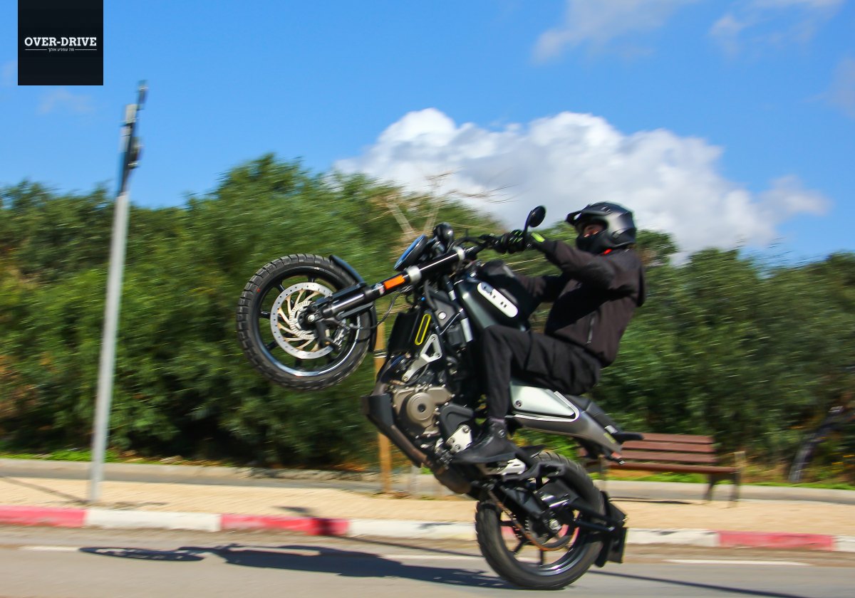 הוסקוורנה סוורטפילן 401