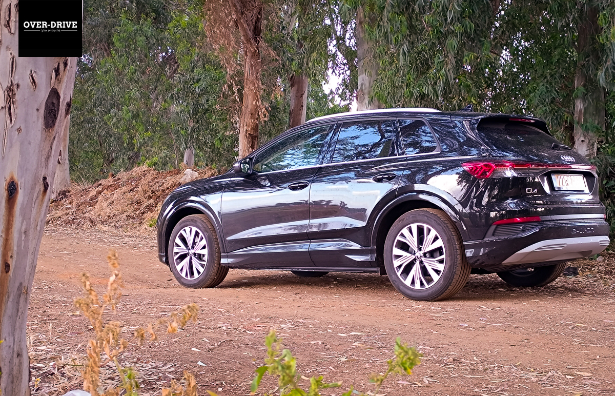 אודי Q4 אי-טרון