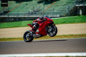 דוקאטי פאניגאלה V4