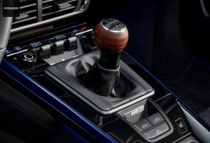 תיבת הילוכים ידנית