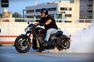 הארלי דיווידסון FXDR