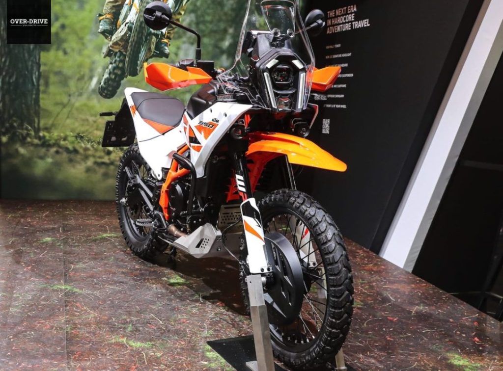 ק.ט.מ 390 אדוונצ'ר R