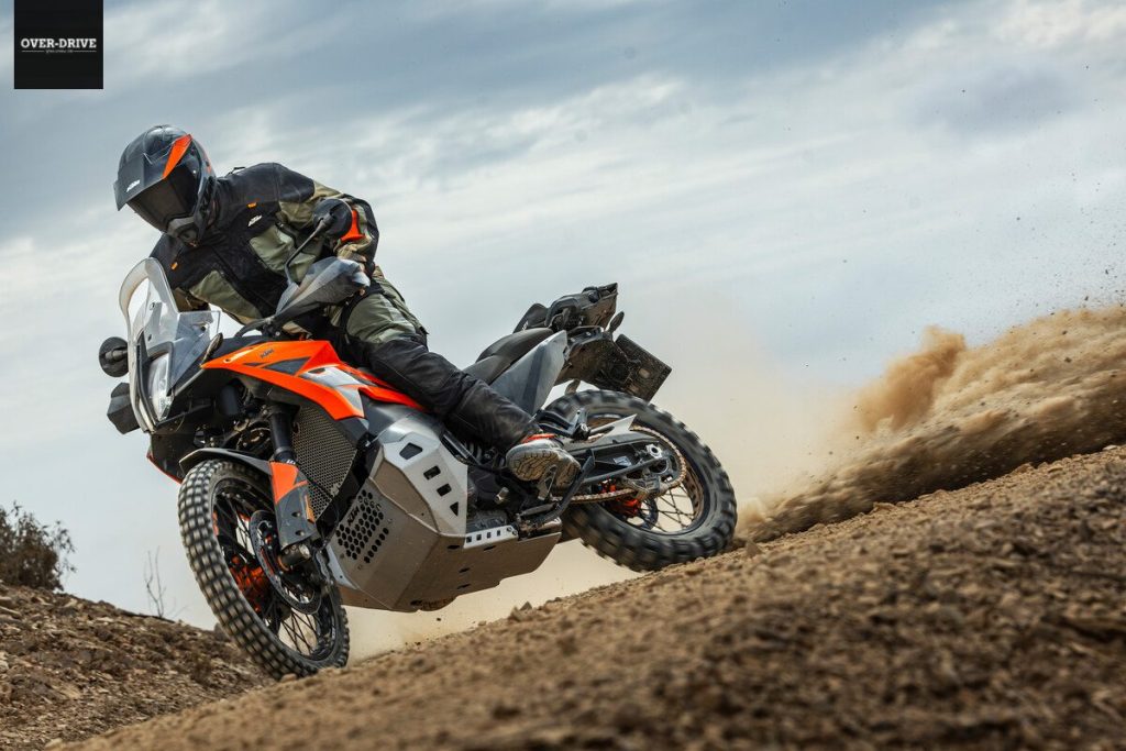 ק.ט.מ 790 אדוונצ'ר