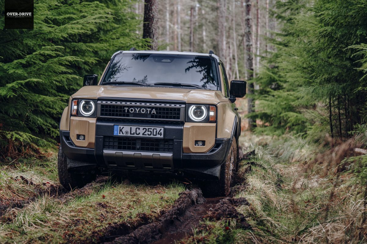 טויוטה לנד קרוזר