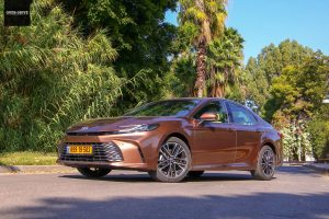 טויוטה קאמרי