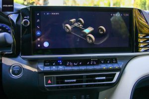 טויוטה קאמרי הייבריד