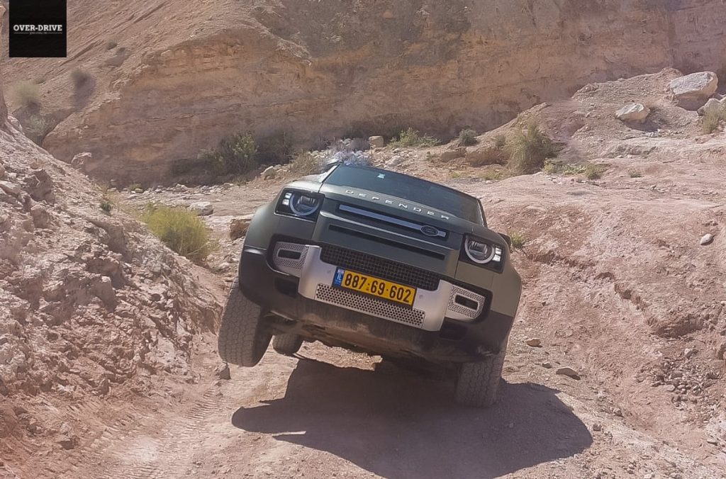 לנד רובר דיפנדר