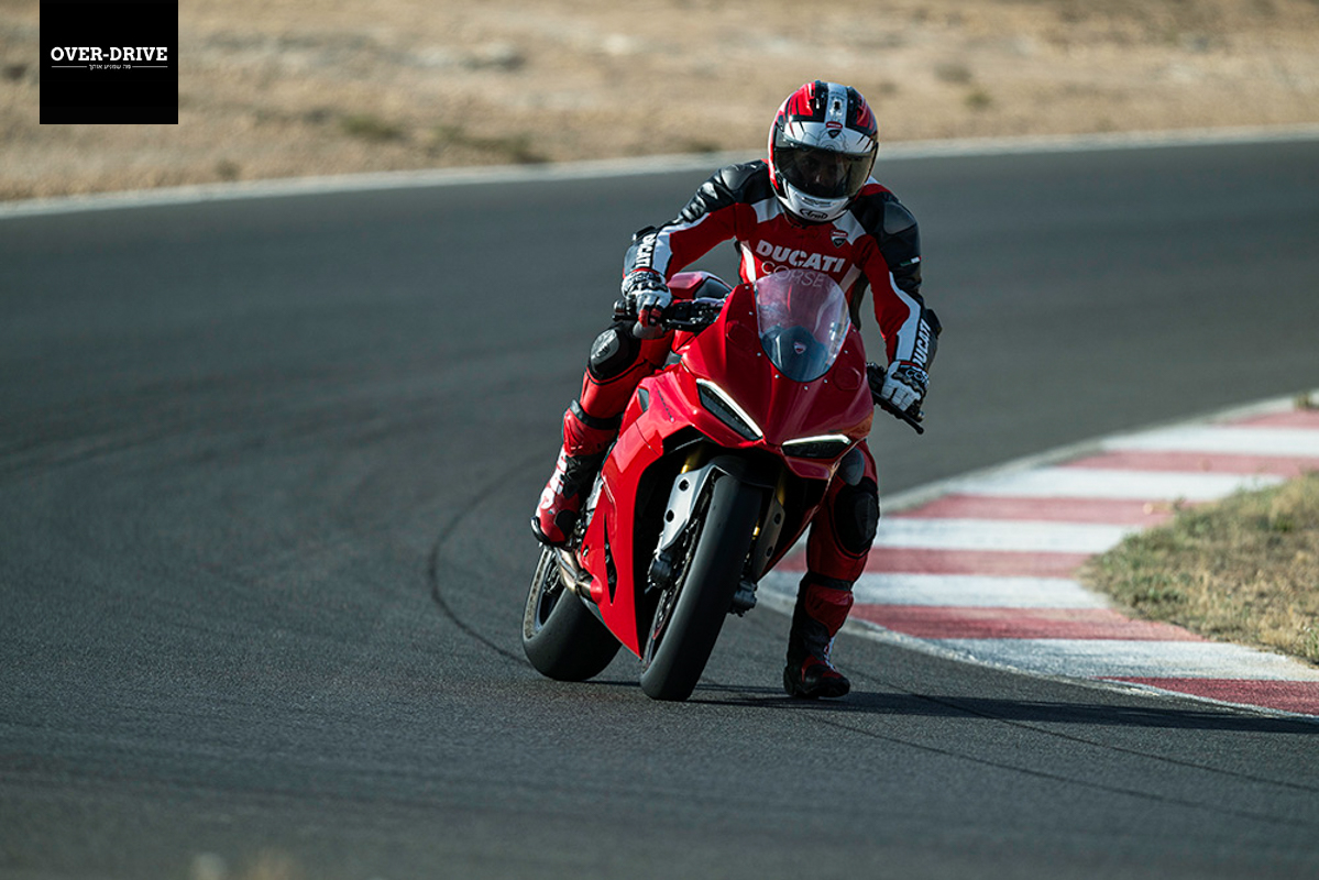 דוקאטי פניגאלה V2 S