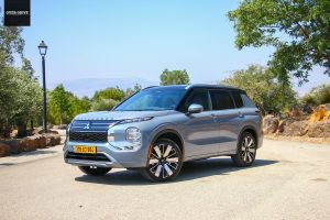 מיצובישי אאוטלנדר