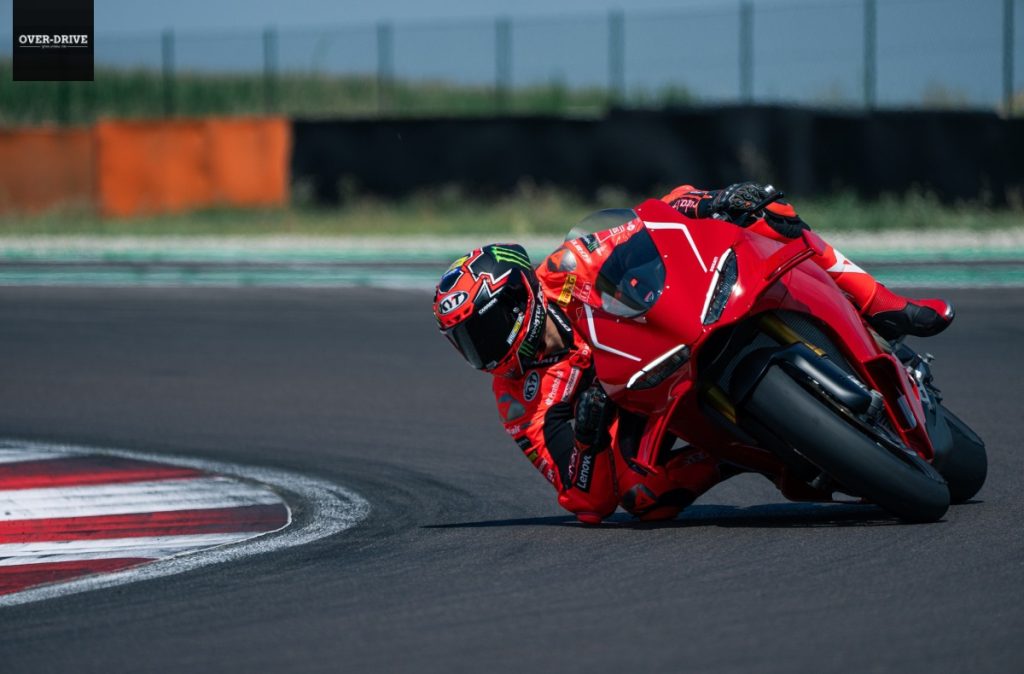 דוקאטי פאניגאלה V4 R