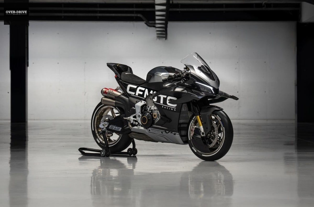 CF מוטו 1000SR RR