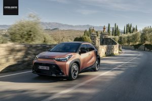 טויוטה אייגו X